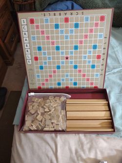 SCRABBLE GAME FOR 6+ PLAYERS - VINTAGE 1948  EDITION