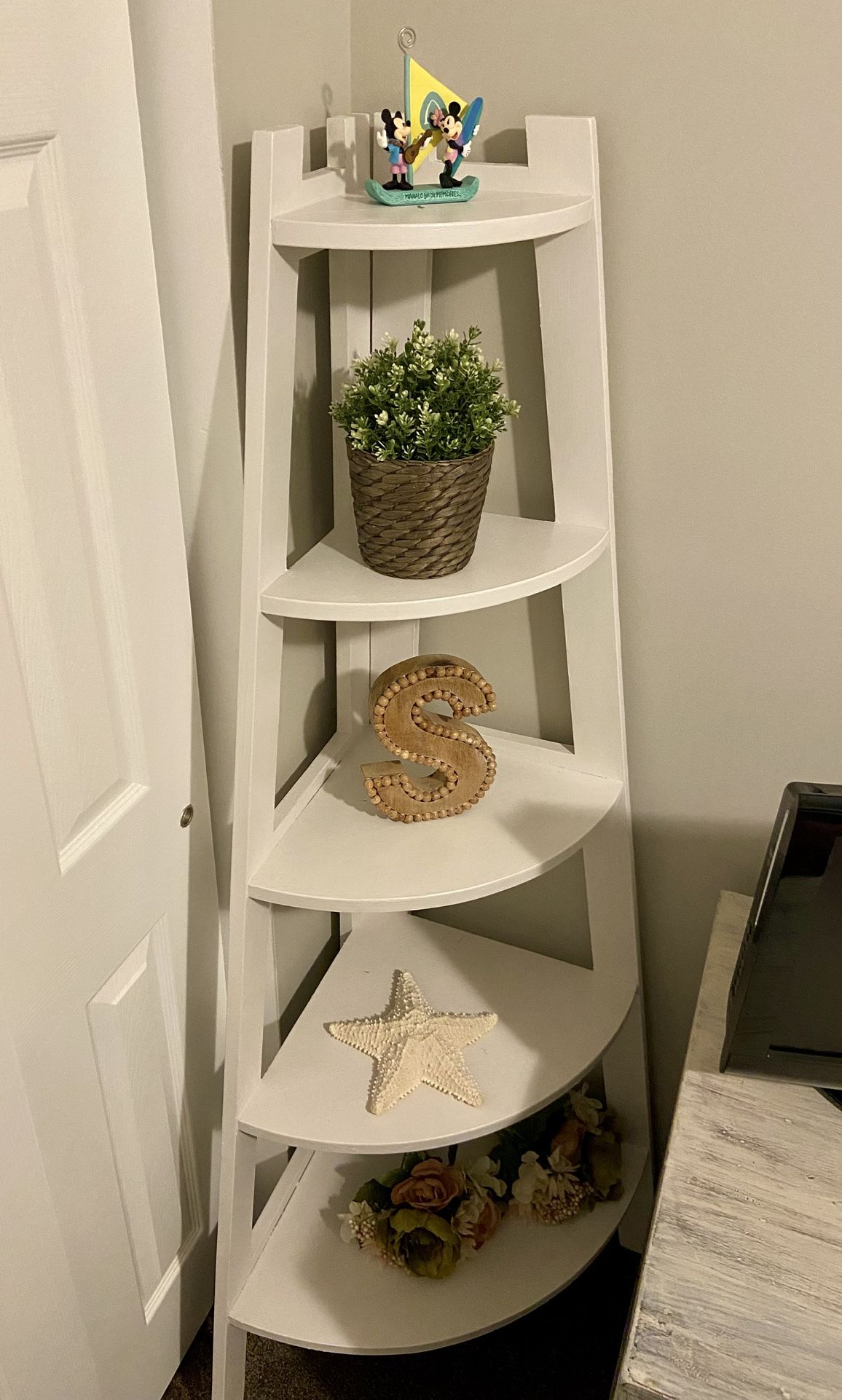 Corner Shelf
