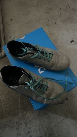 Soccer Cleats size 1.5