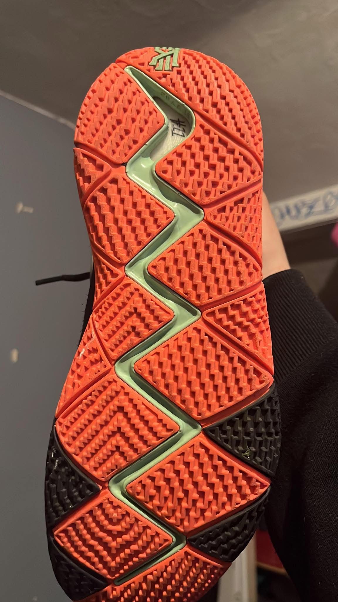 Kyrie 4 Black Silver Orange