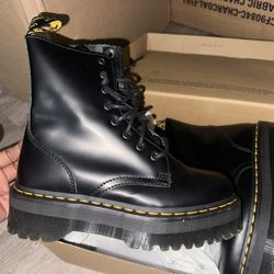 Dr Marten Boots