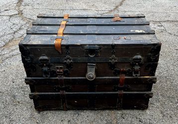 Wooden Antique Steamer Trunk