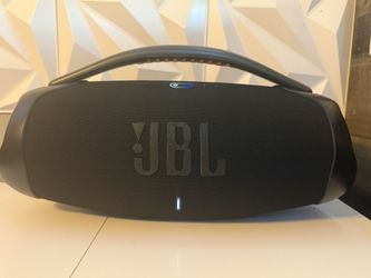 JBL Boombox 3 Barely Used $180 Firm