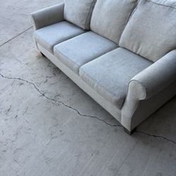 Grey Couch (comfy)