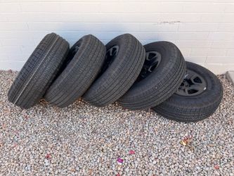 Jeep Wrangler Tires - Like New