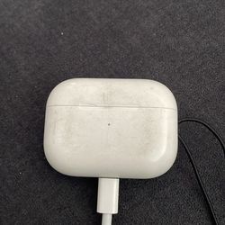 AirPods Pro 2 mag safe