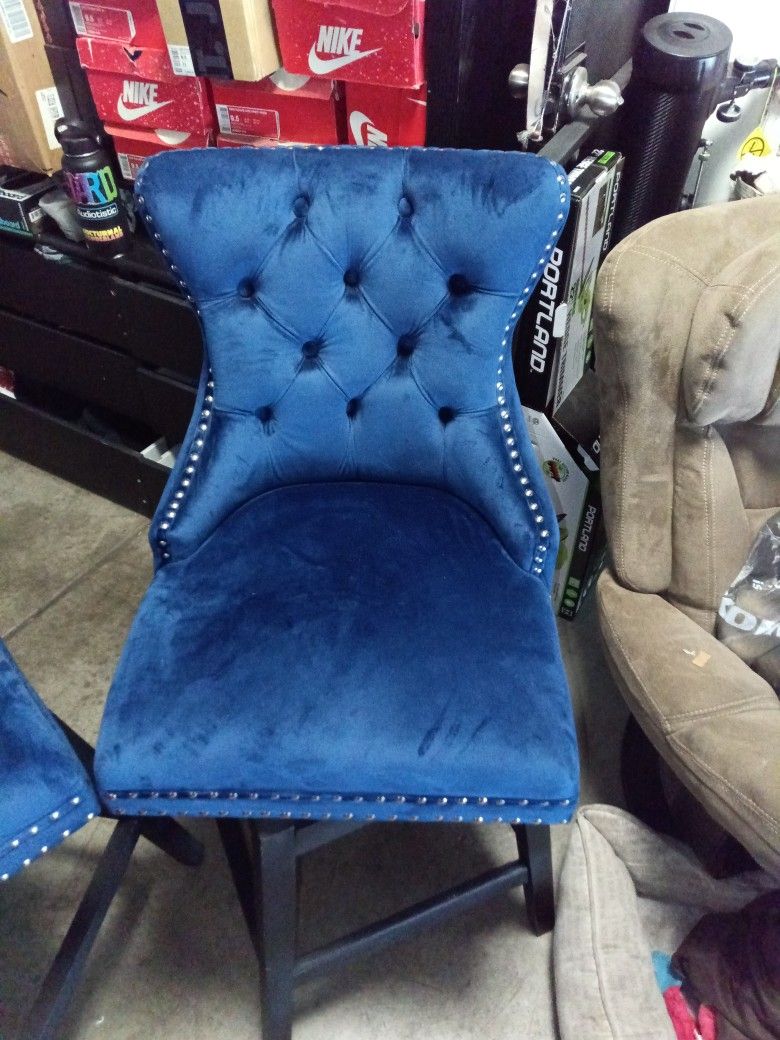 Both Chairs / Barstools BLUE
