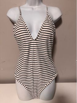 Bikini sizes L