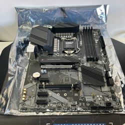 MSI Z490-A PRO LGA 1200 Intel Motherboard - Excellent Condition 
