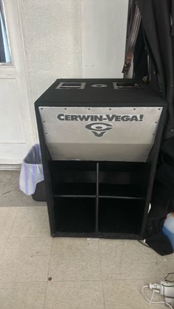 Subwoofer 18 inch cerwin Vega