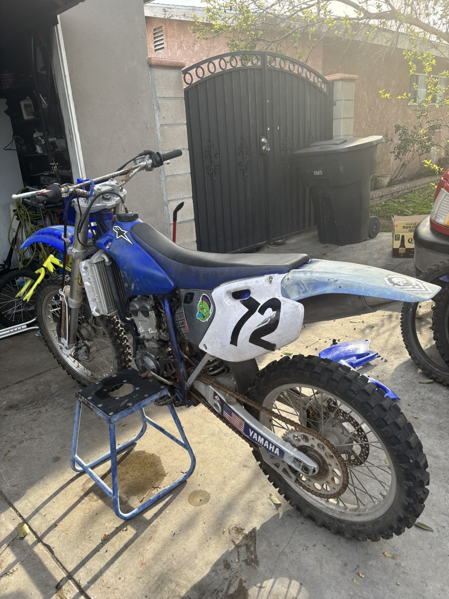 2002 Yamaha yz250 dirt bike