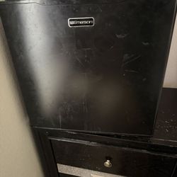 Emerson Mini Fridge 