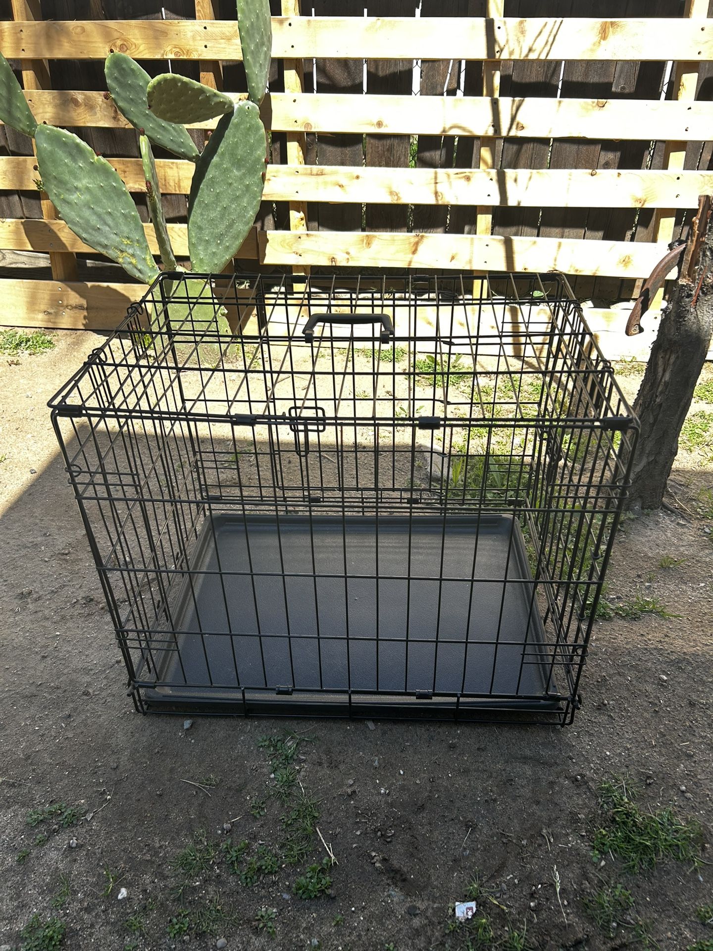 Dog crate