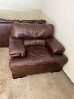 Couch must go ASAP