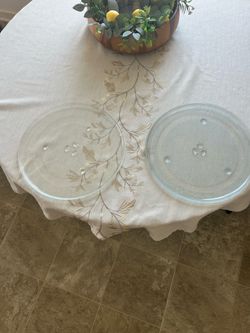 2 Microwave Plates
