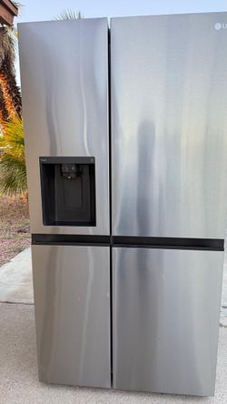 Refrigerator LG Stainless Steel 2022