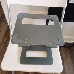 laptop stand