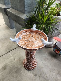 Pajarera talavera fuente ($135)tel (contact info removed)