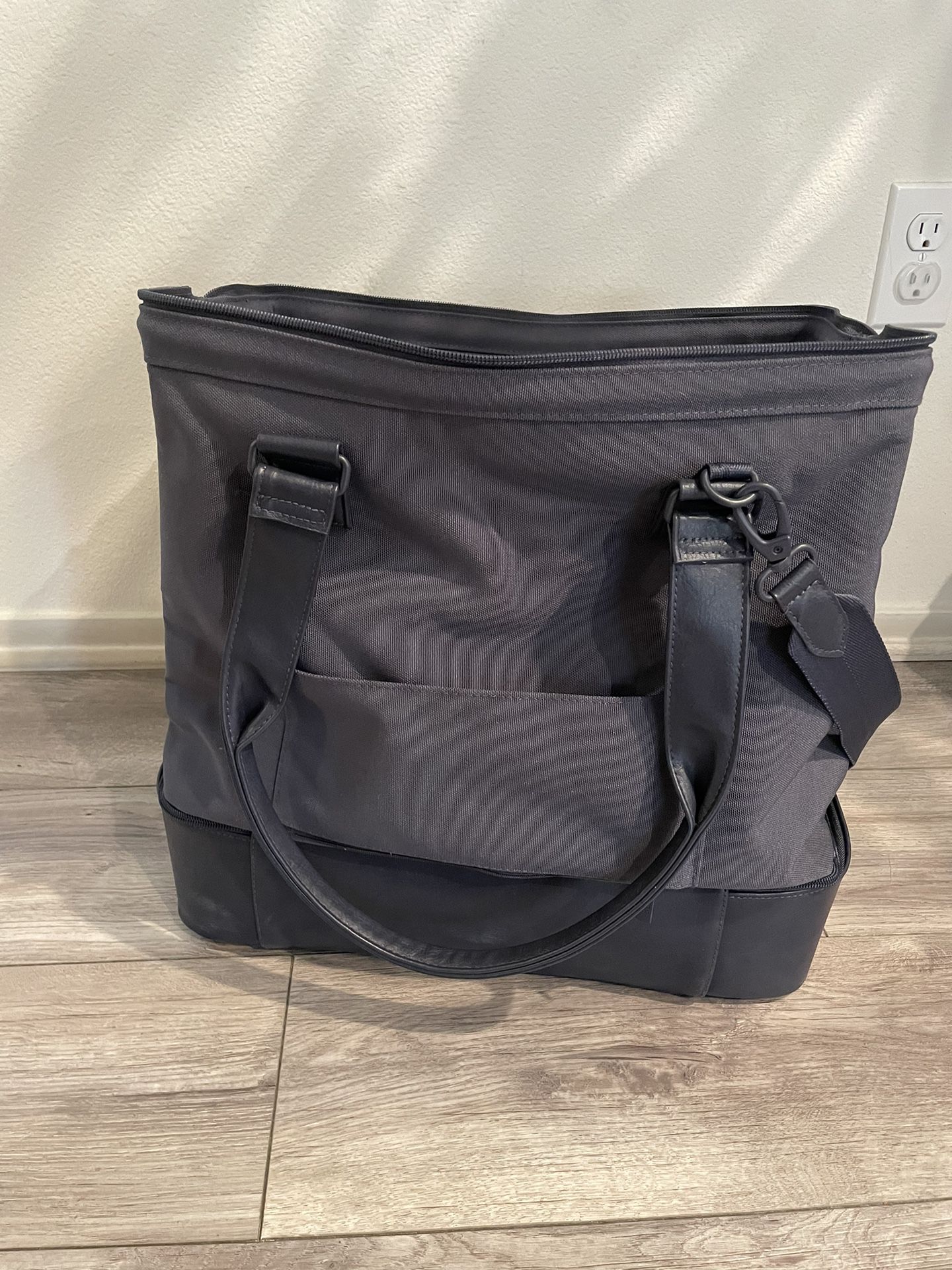 Beis Mini Weekender Bag