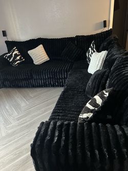 Sectional couch