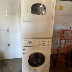 2021 Speed Queen Stacked LTE - Commercial Grade / Grado Comercial