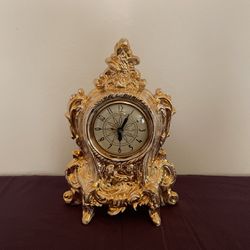 Antique/Vintage Fancy Decor Table Clock 