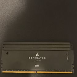 Corsair Dominator DDR5 32GB RAM