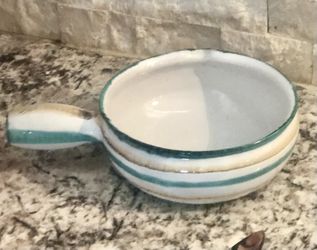 VTG Robert Picault Caquelon Ceramic Bowl W/ Handle 10”