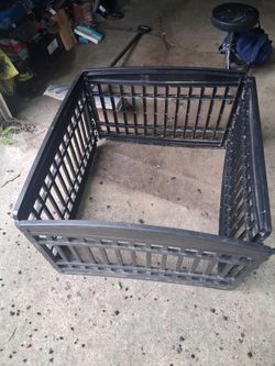 Dog play pen