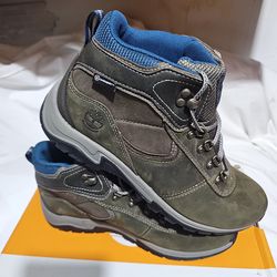 Timberland Mt Maddsen Mid Hiking Boots Gray Womens Size 11M..... Waterproof Leather
