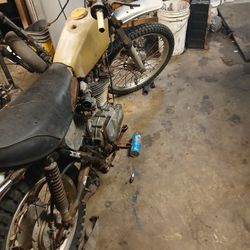 1973 Honda 250 bike