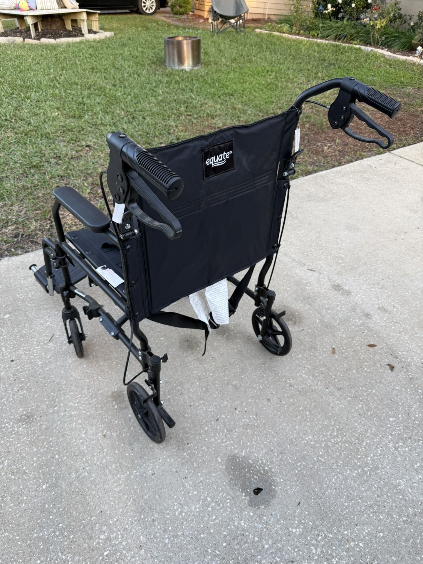 Lightweight Transport Wheelchair β Foldable w/ Hand Brakes β $60 OBO