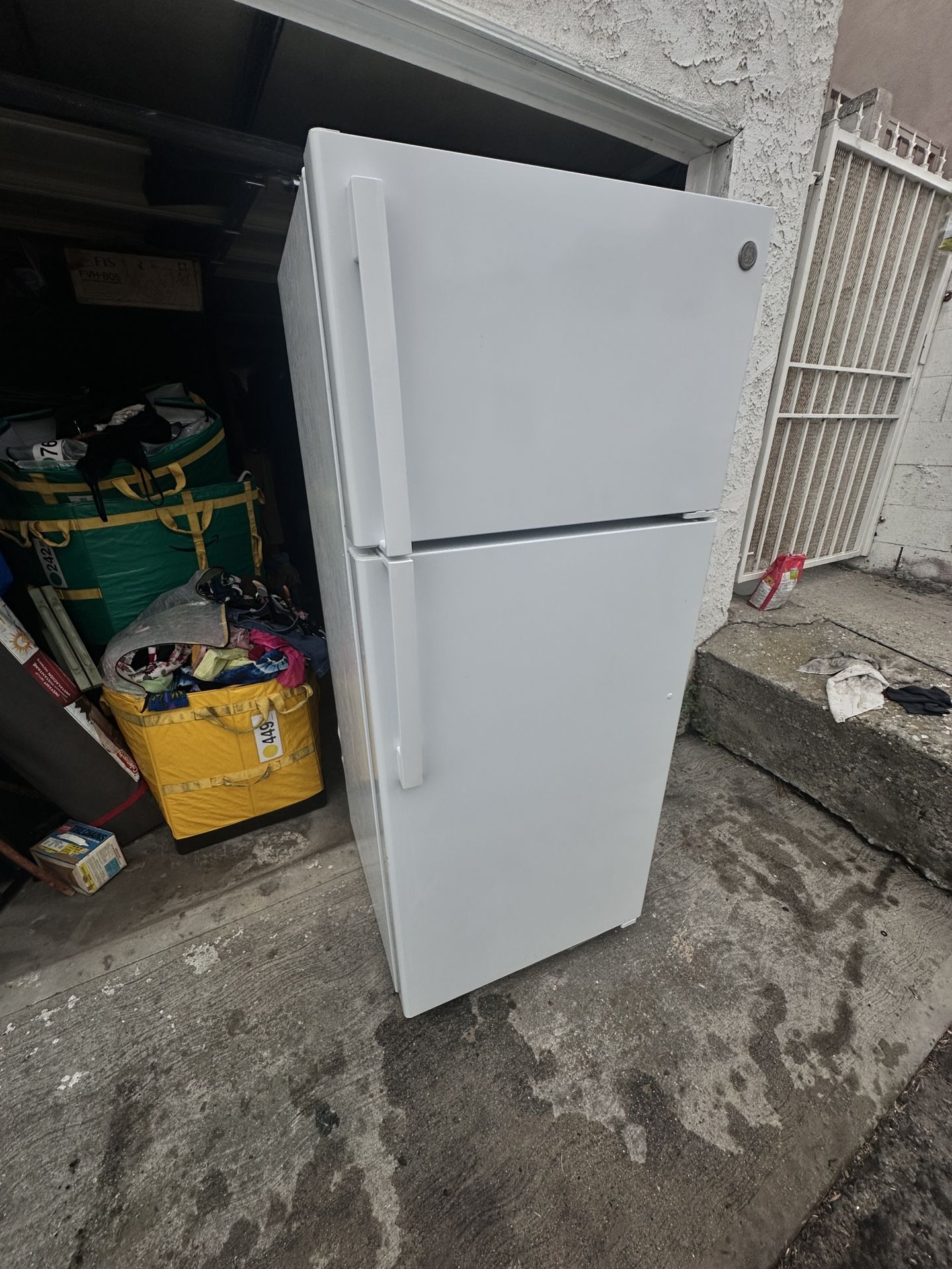 GE 17.5 Cubic ft Refrigerator GTS18HGNHRWW Home & Garden