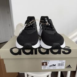 Women’s ADIDAS Sneakers size 9