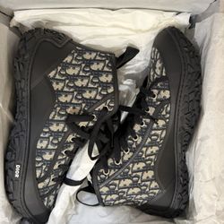 Dior B28 Size 44