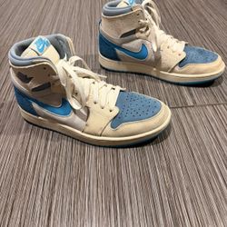 Air Jordan 1 High Zoom Air CMFT 2 en color Phantom University Blue
