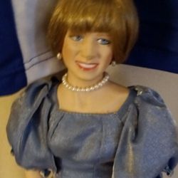 Collectible PRINCESS DIANA Porcelain Doll