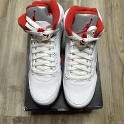 Jordan 5 Fire Red Size 7 