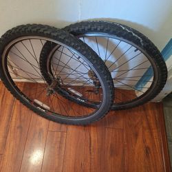 Bicycle Rings Good Quality Size 26. $25.