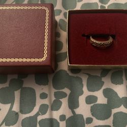 Vintage Gorgeous 10k Solid Gold & Diamond Heart Ring 