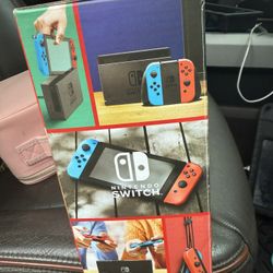 Nintendo Switch 