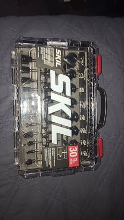 SKIL 30 pc carbide tipped router bit set