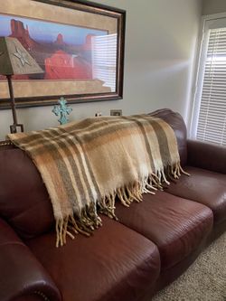 Farmhouse Style Acrylic/Wool Throw Blanket