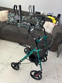 New up right walker rollator asking $110