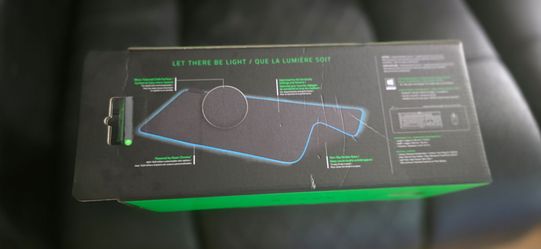 RAZER GOLIATHUS EXTENDED CHROMA GAMING MOUSE MAT