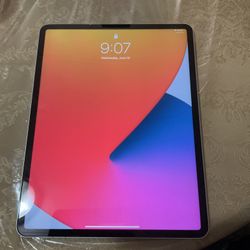 iPad Pro 12.9”