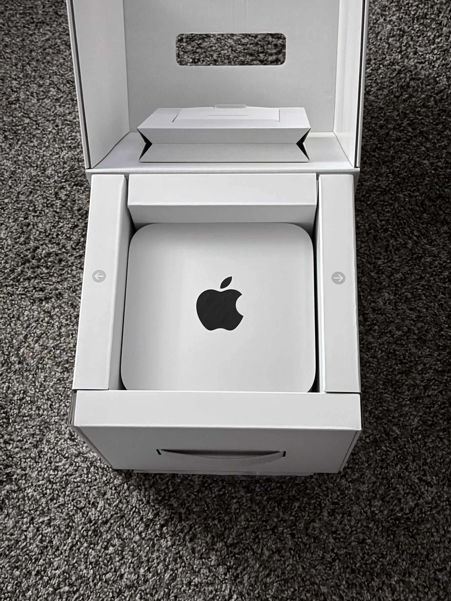 Mac Studio - Apple M2 max