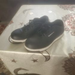 Work Shoes Reebok Size 9 Woman 