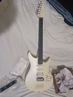 Enya inspire smart guitar built-in amp effect and speaker with foot switch $420 obo