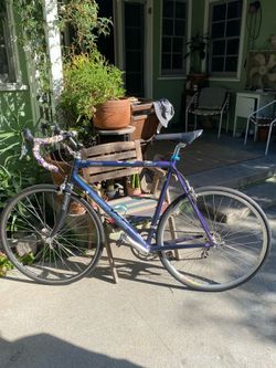 Cannondale R1000 CAD3 lightweight road bike